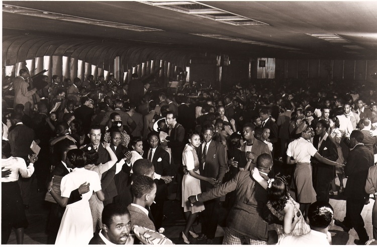 Savoy-Ballroom-1941.jpg